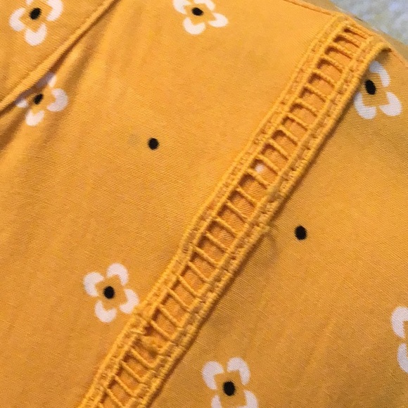 Top - Picture 8 of 9